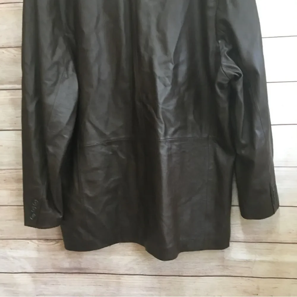 ROUNDTREE‎ AND YORKE BLAZER IN BROWN LEATHER